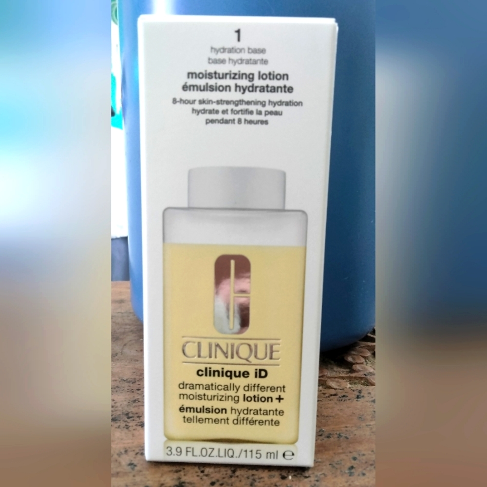 Clinique Dramatically Different Oil-Free Gel 115ml